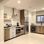 C Living - Executive - Aqiq