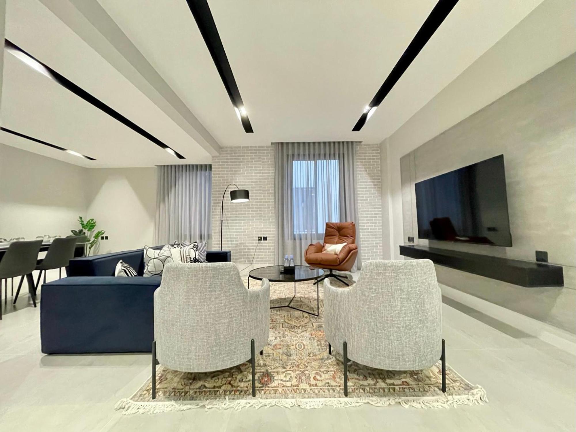 C Living - Executive - Aqiq Apartment *