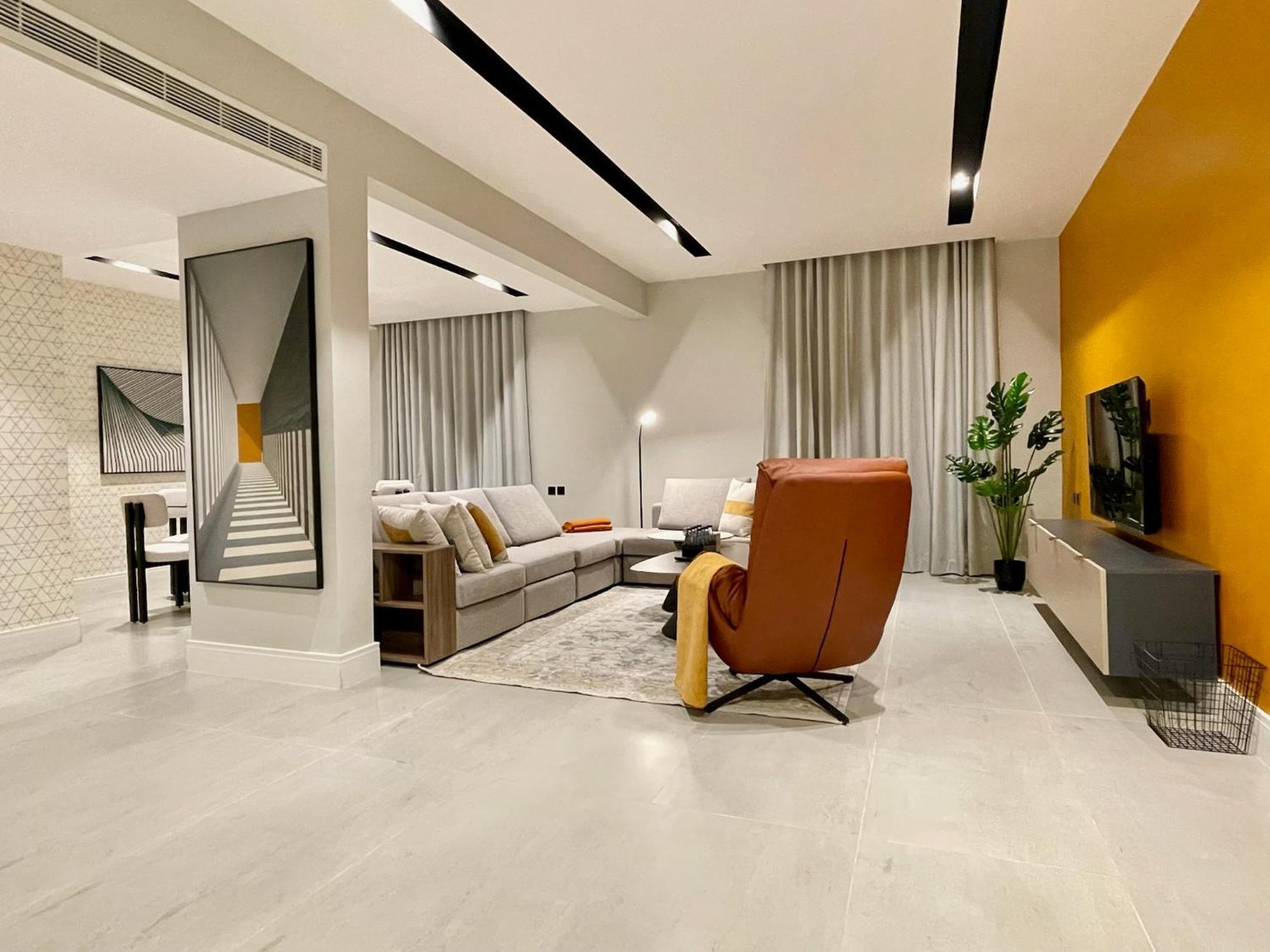 C Living - Executive - Aqiq Apartment