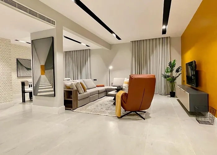 C Living - Executive - Aqiq