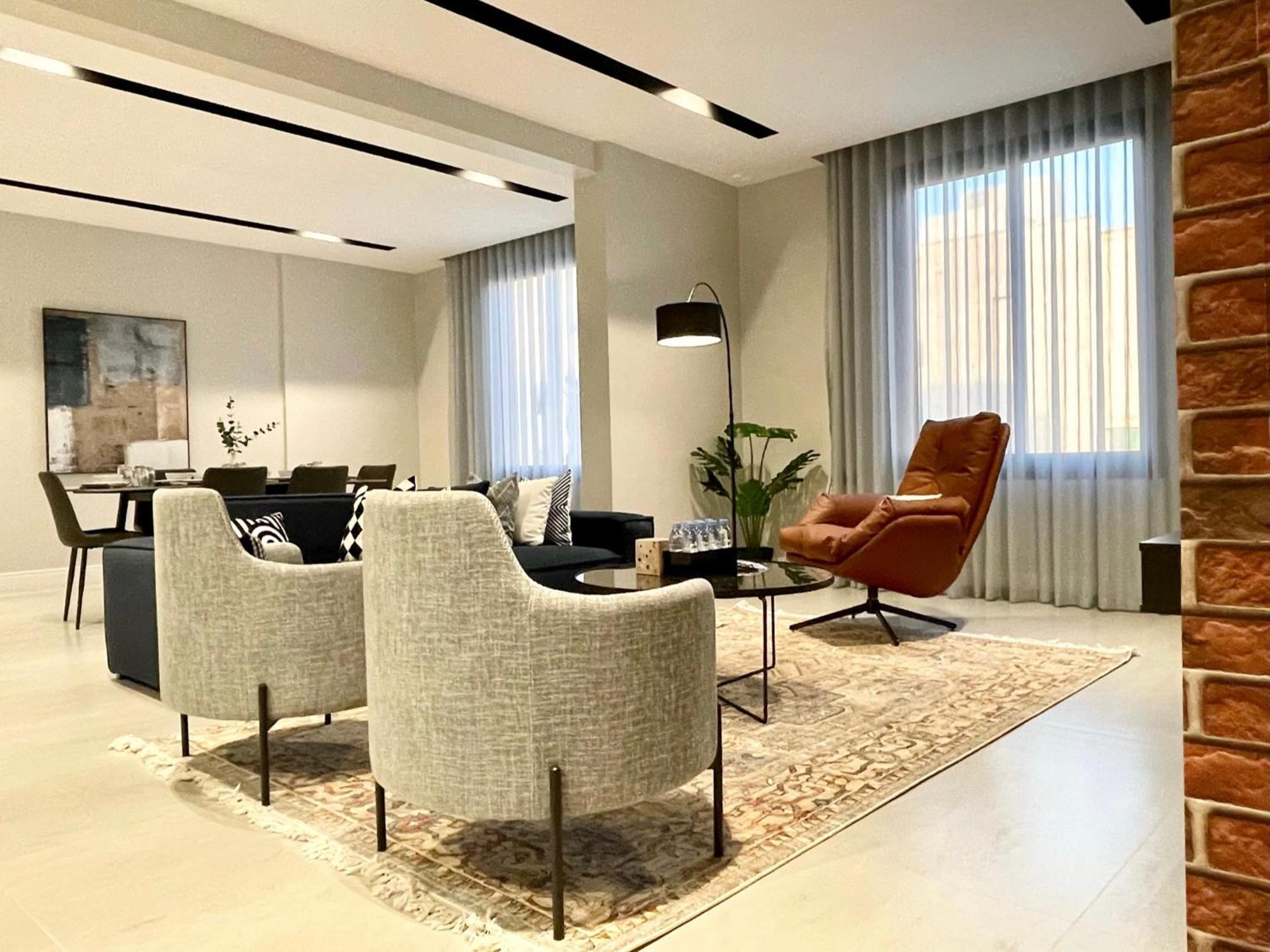 C Living - Executive - Aqiq Apartment