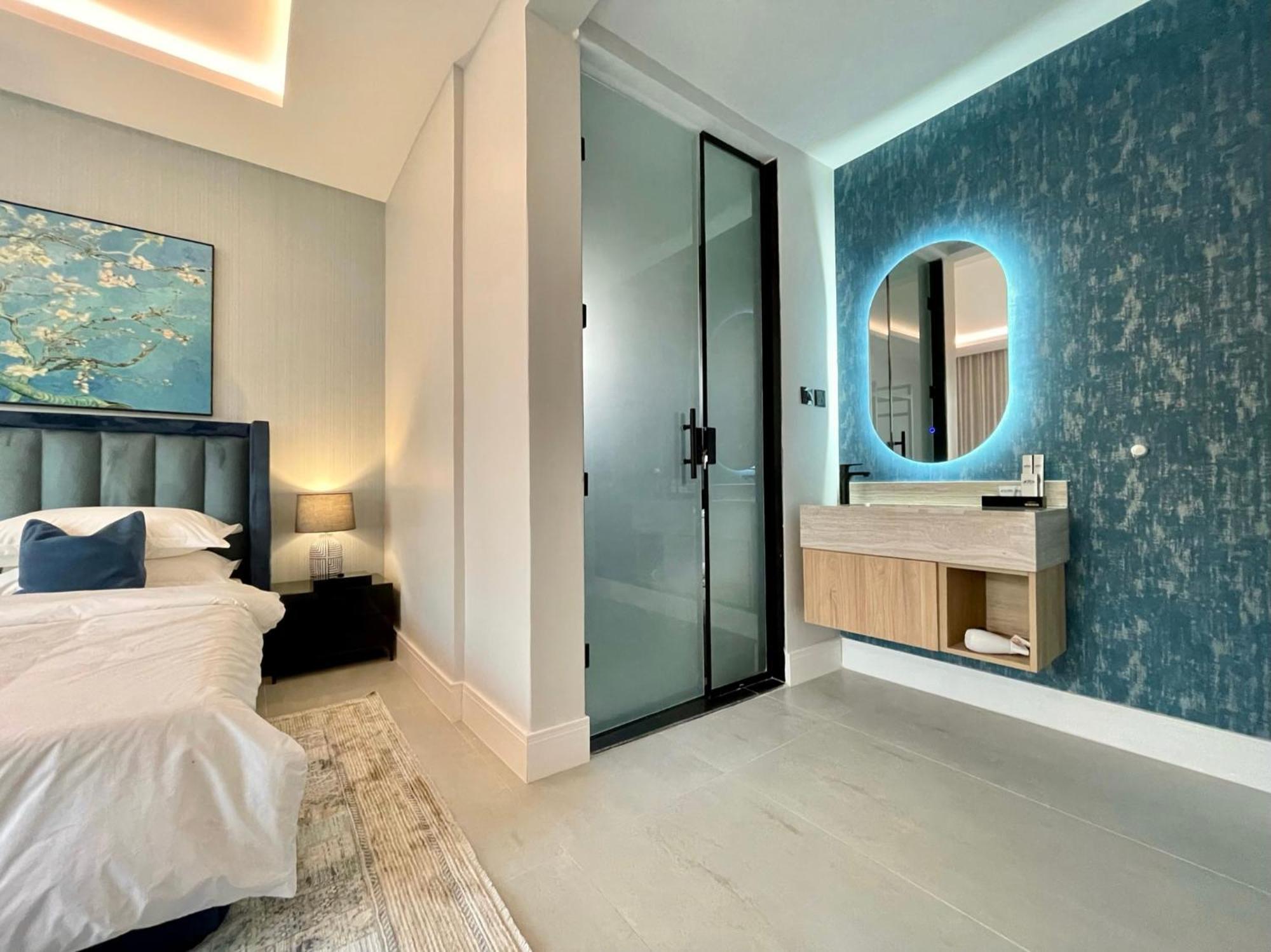 C Living - Executive - Aqiq Apartment *