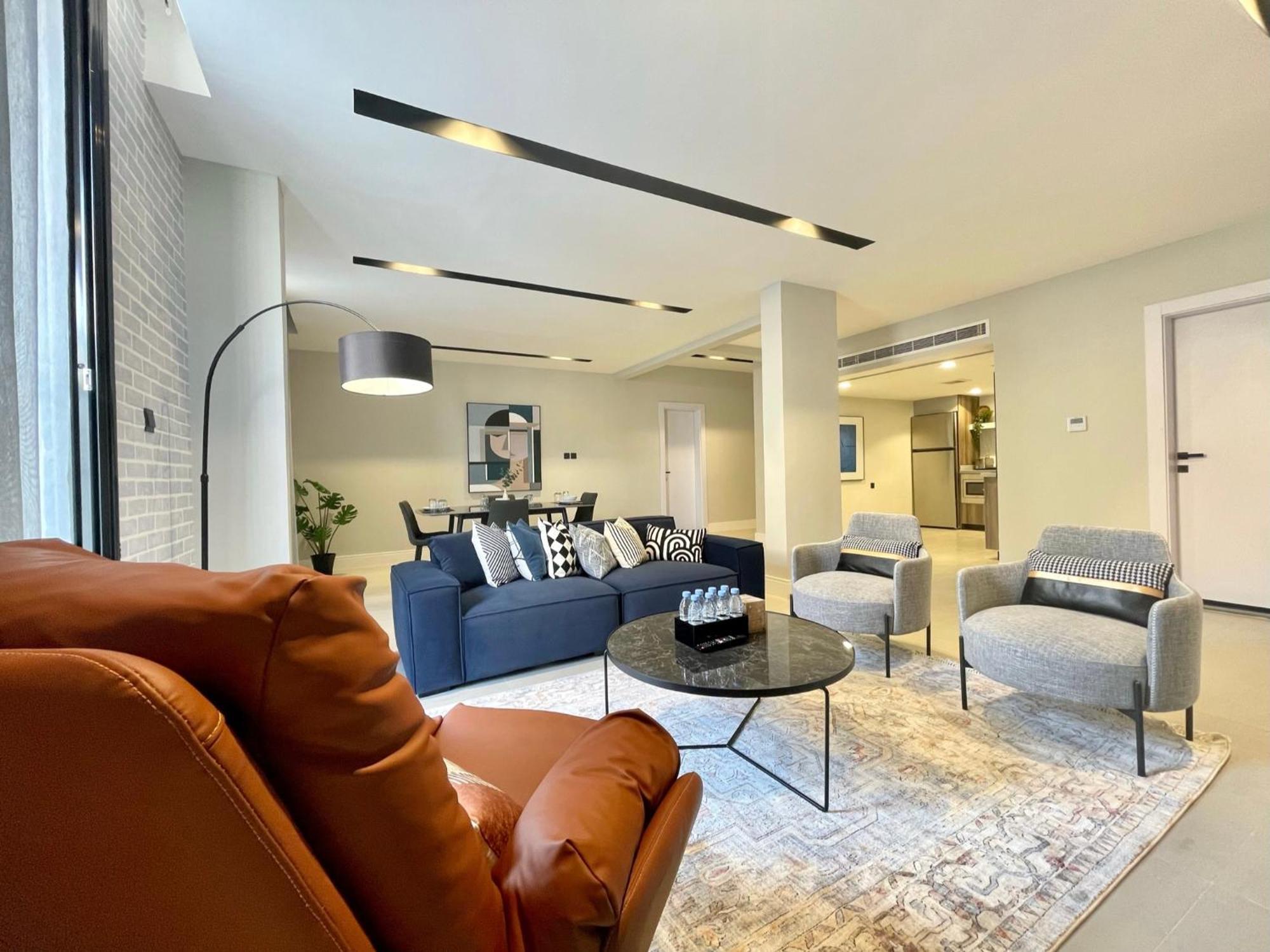 C Living - Executive - Aqiq Apartment