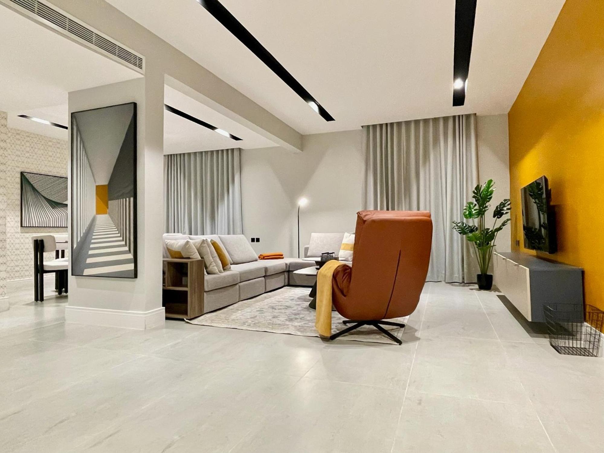Apartment C Living - Executive - Aqiq
